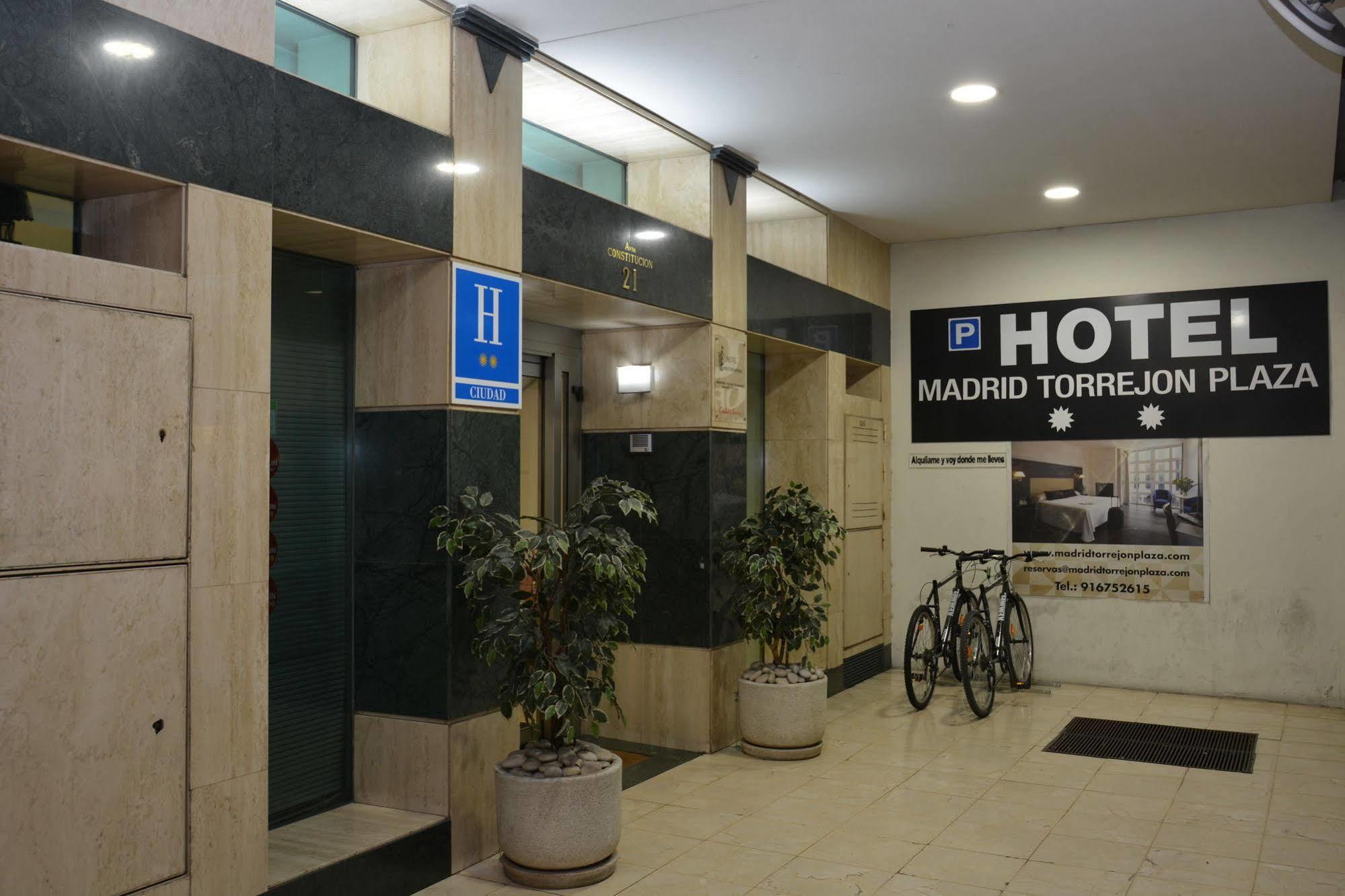 Hotel Madrid Torrejon Plaza Torrejón de Ardoz Εξωτερικό φωτογραφία